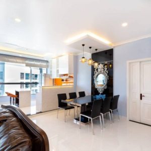 Bàn ăn căn Penthouse Central 2