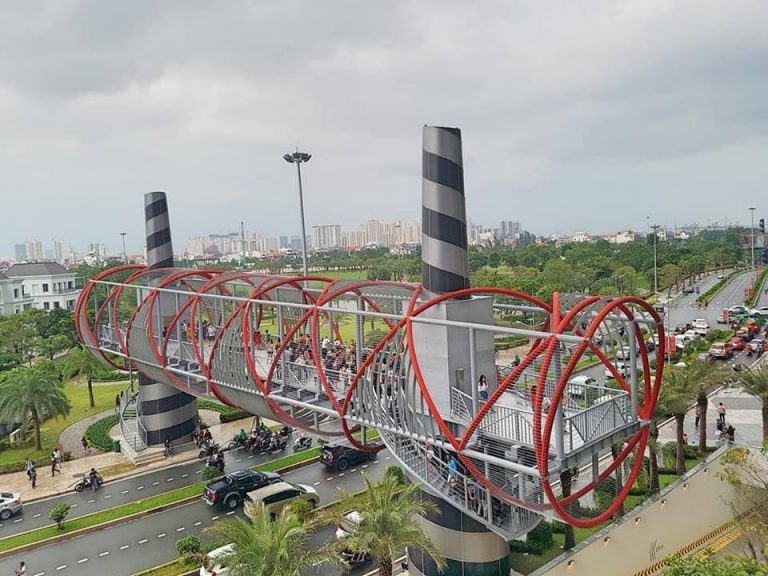 cau-vuot-landmark-81-768x576-1 Cầu vượt Landmark 81