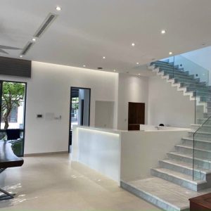 Cho thuê biệt thự đơn lập 320m2 full nội thất giá 190 triệu