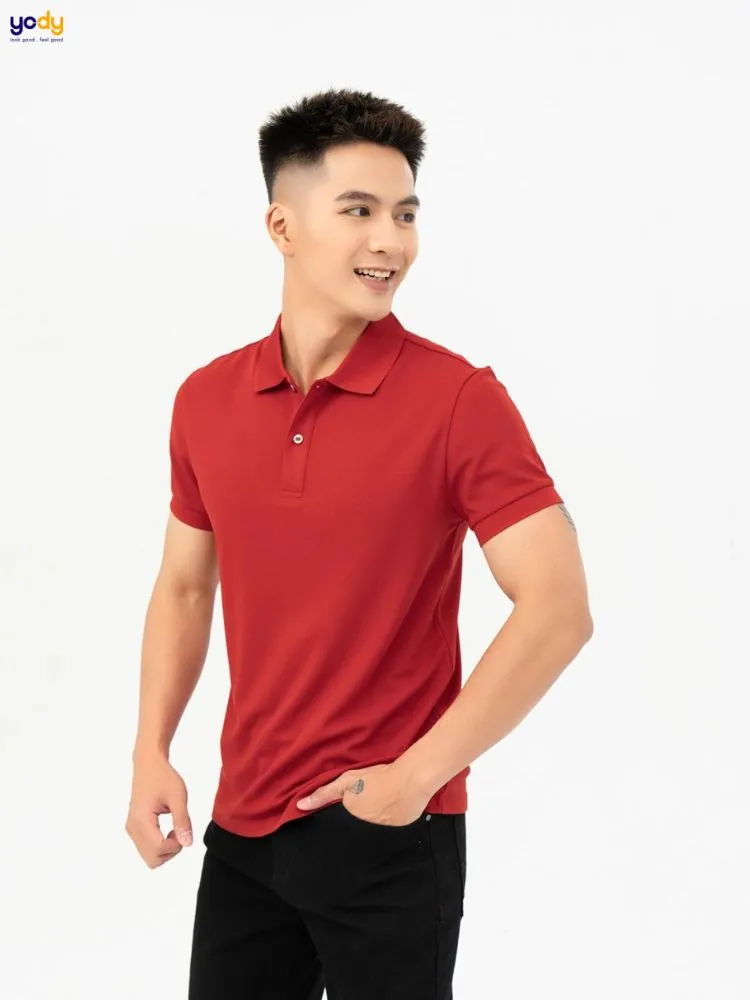 Người Kỷ Mão 1999 hợp màu đỏ