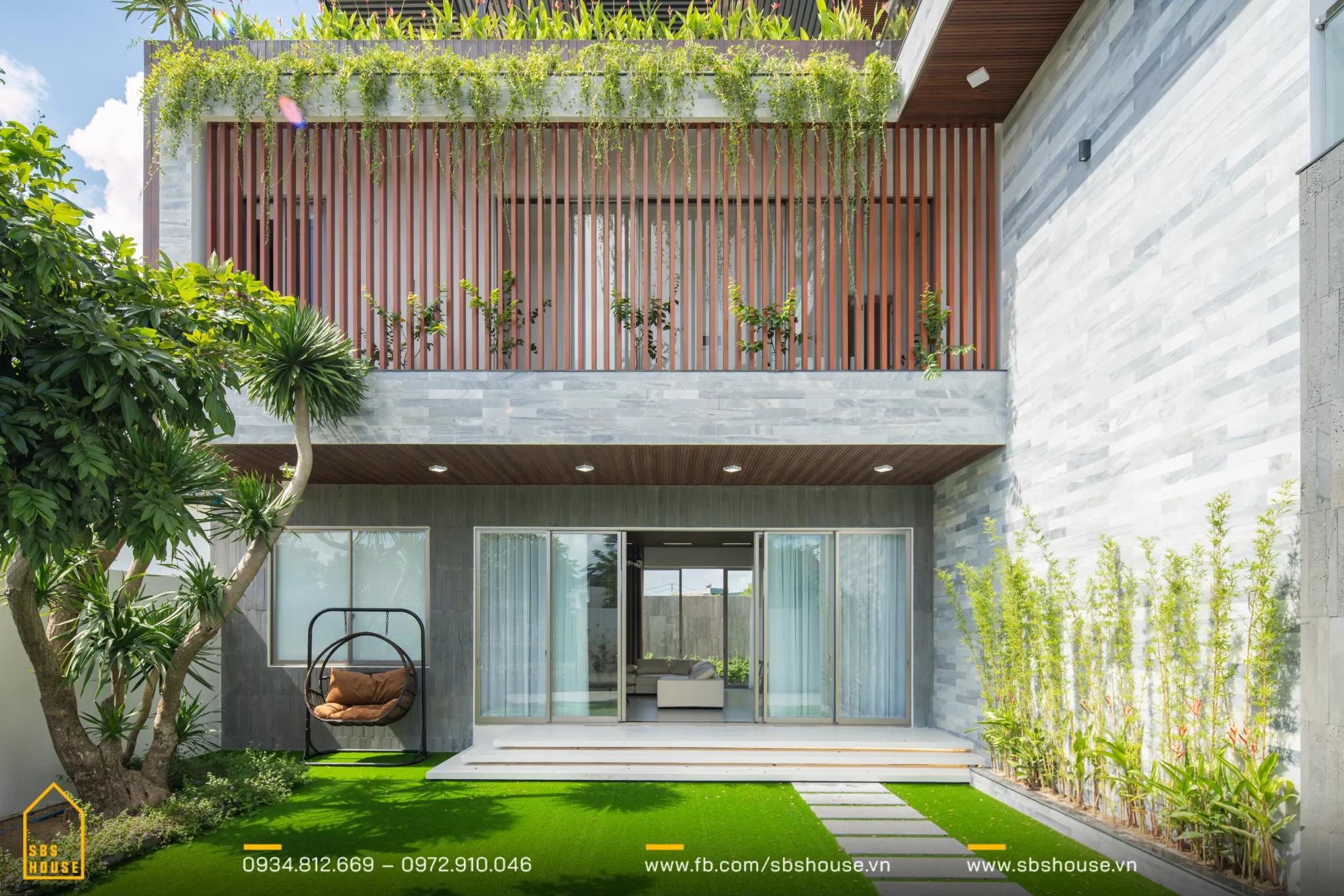 Những loại cây tốt nên trồng trước nhà để thu hút tài lộc, may mắn cho gia chủ
