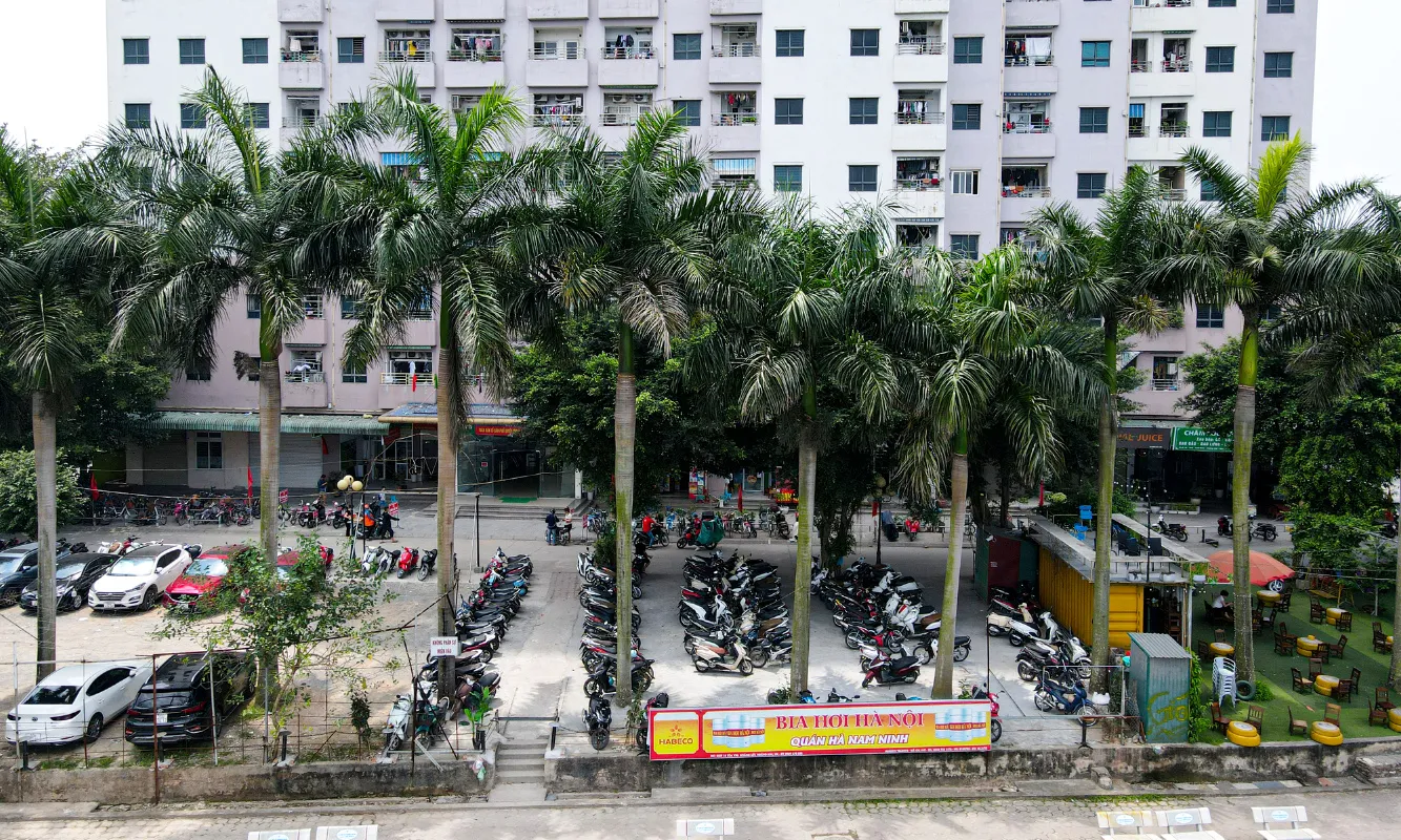 Khu thương mại dịch vụ sầm uất tại tầng 1 chung cư VP6 Linh Đàm