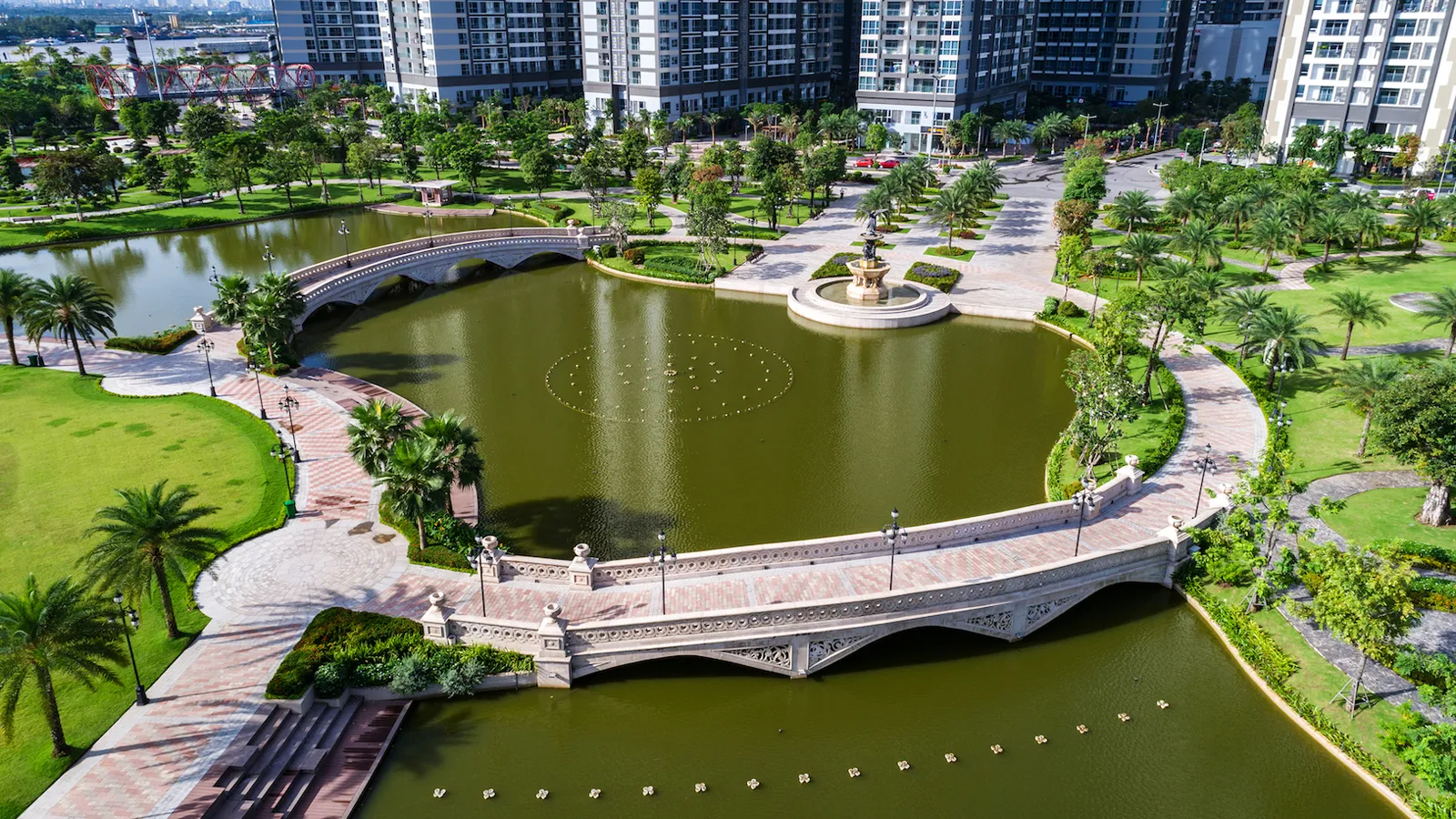 Hình ảnh công viên xanh mát tại Vinhomes Central Park